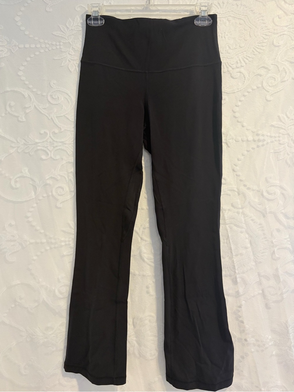 Lululemon short bootcut workout pants